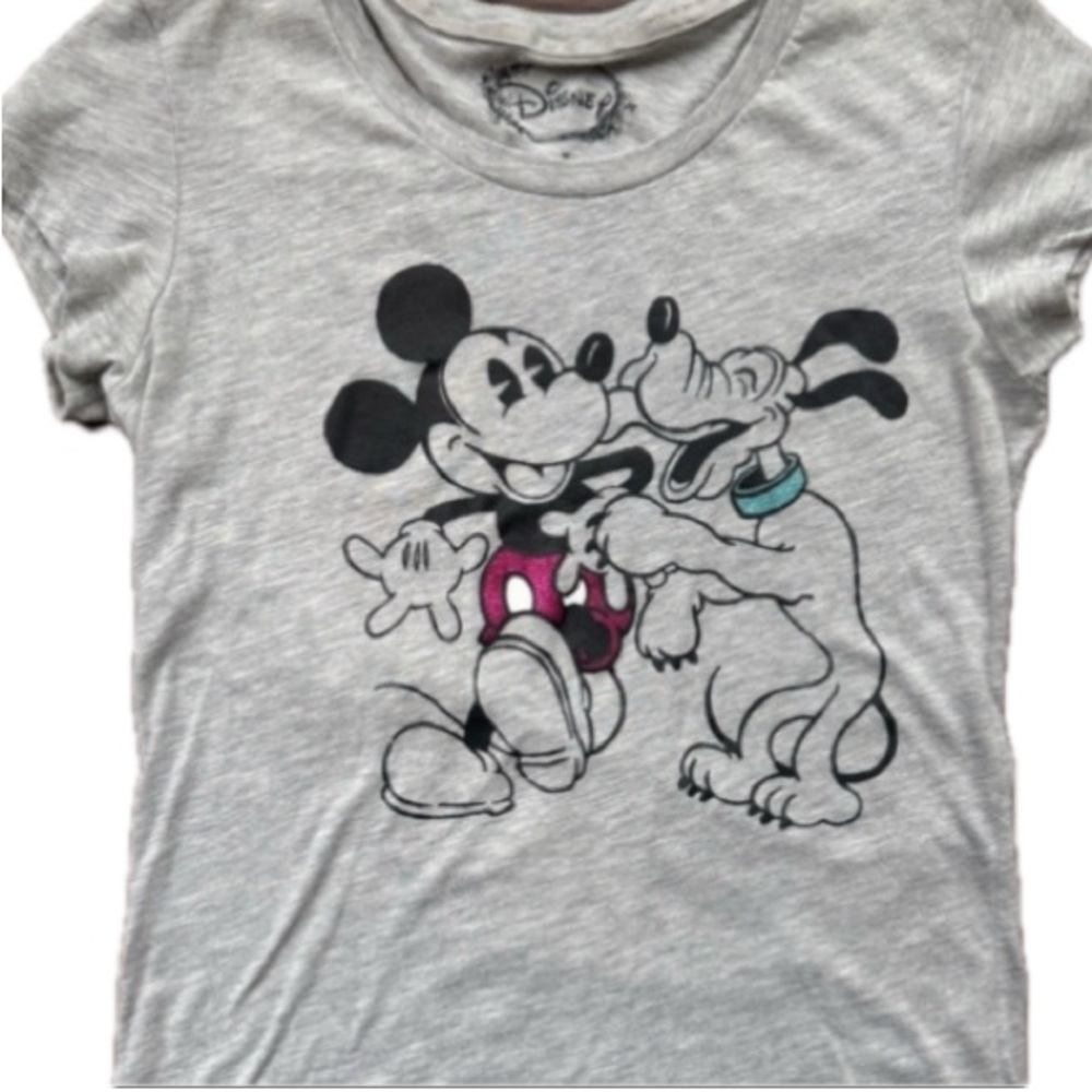 Disney Mickey & Pluto Graphic Tee Size M